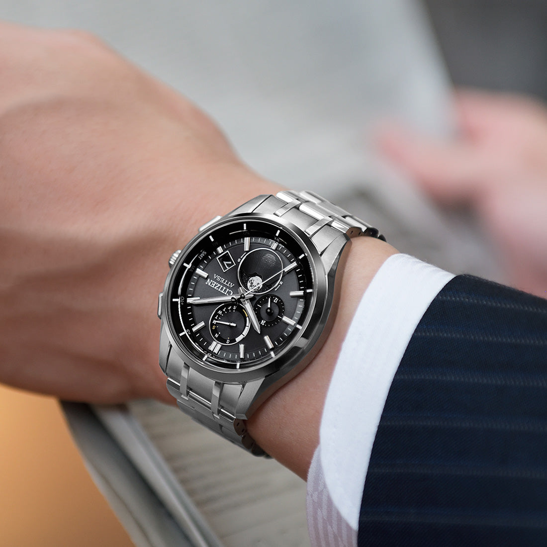 光発電エコ・ドライブ電波時計 ダイレクトフライト ムーンフェイズ