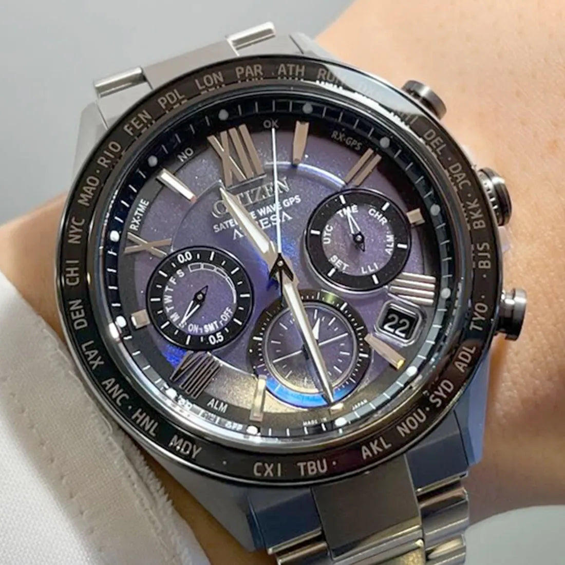 ACT Line エコ・ドライブGPS衛星電波時計 ダブルダイレクトフライト UNITE with BLUE