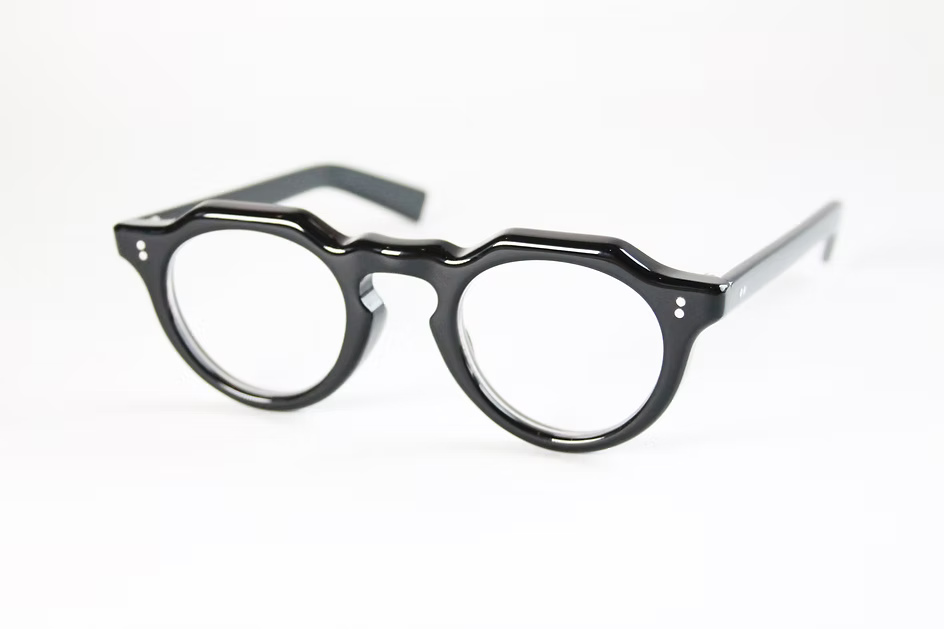 Decadence［C-1 Record Black］