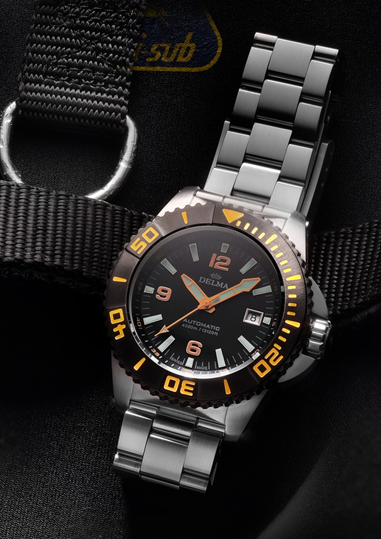 デルマ ブルーシャークIII(新品)|腕時計|正規販売店 – アイアイイスズ デルマ ブルーシャークIII(新品)|腕時計|正規販売店 – アイアイイスズ