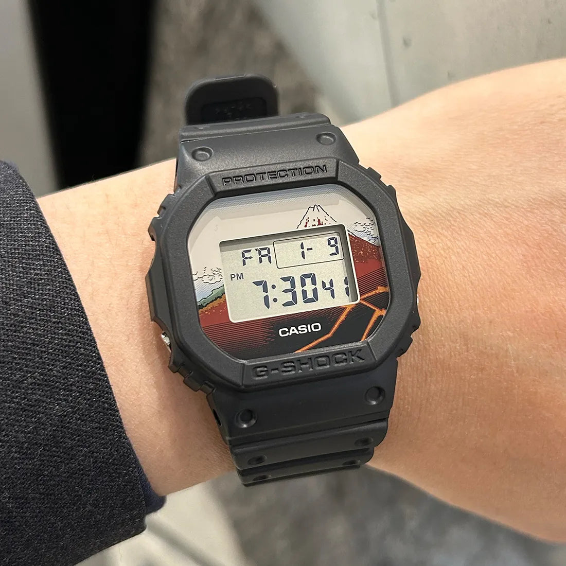 DW-5600KHSH25-1JR 5600シリーズ 葛飾北斎「深川万年橋下」|ジー DW-5600KHSH25-1JR 5600シリーズ 葛飾北斎「深川万年橋下」|ジー