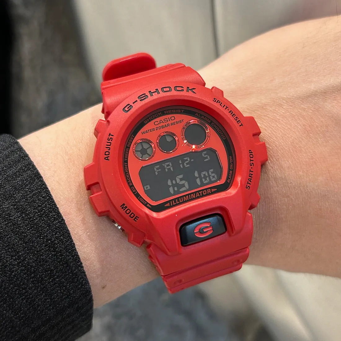 ICONIC RED DW-6900RRB-4JF