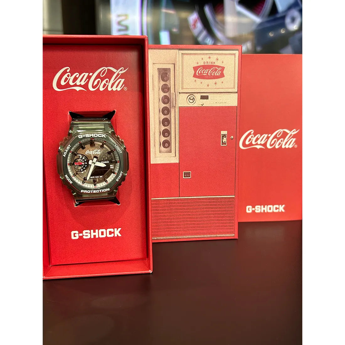 Coca-Cola コカ・コーラ 140周年 コラボレーションモデル GA-2100CC