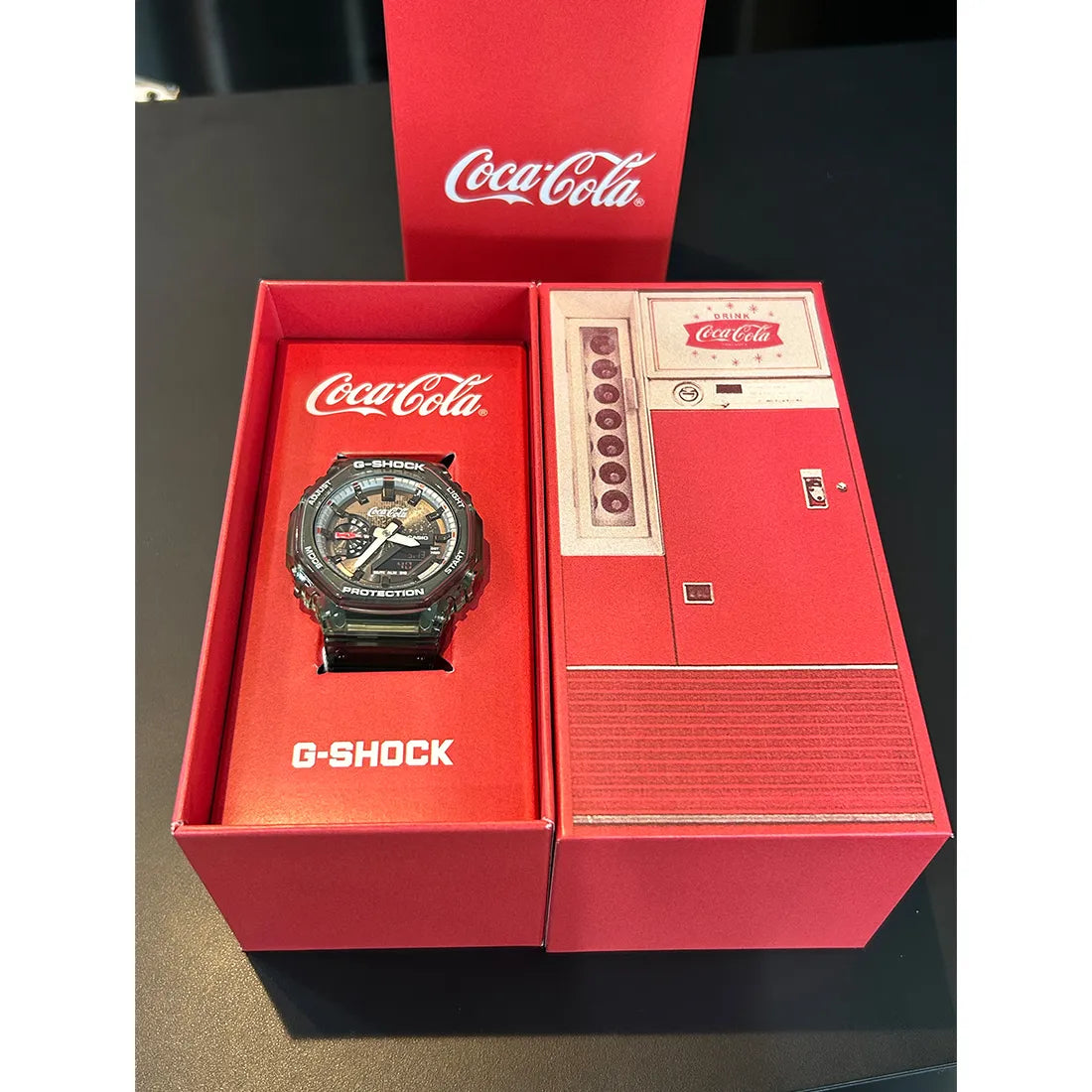 Coca-Cola コカ・コーラ 140周年 コラボレーションモデル GA-2100CC Coca-Cola コカ・コーラ 140周年 コラボレーションモデル GA-2100CC