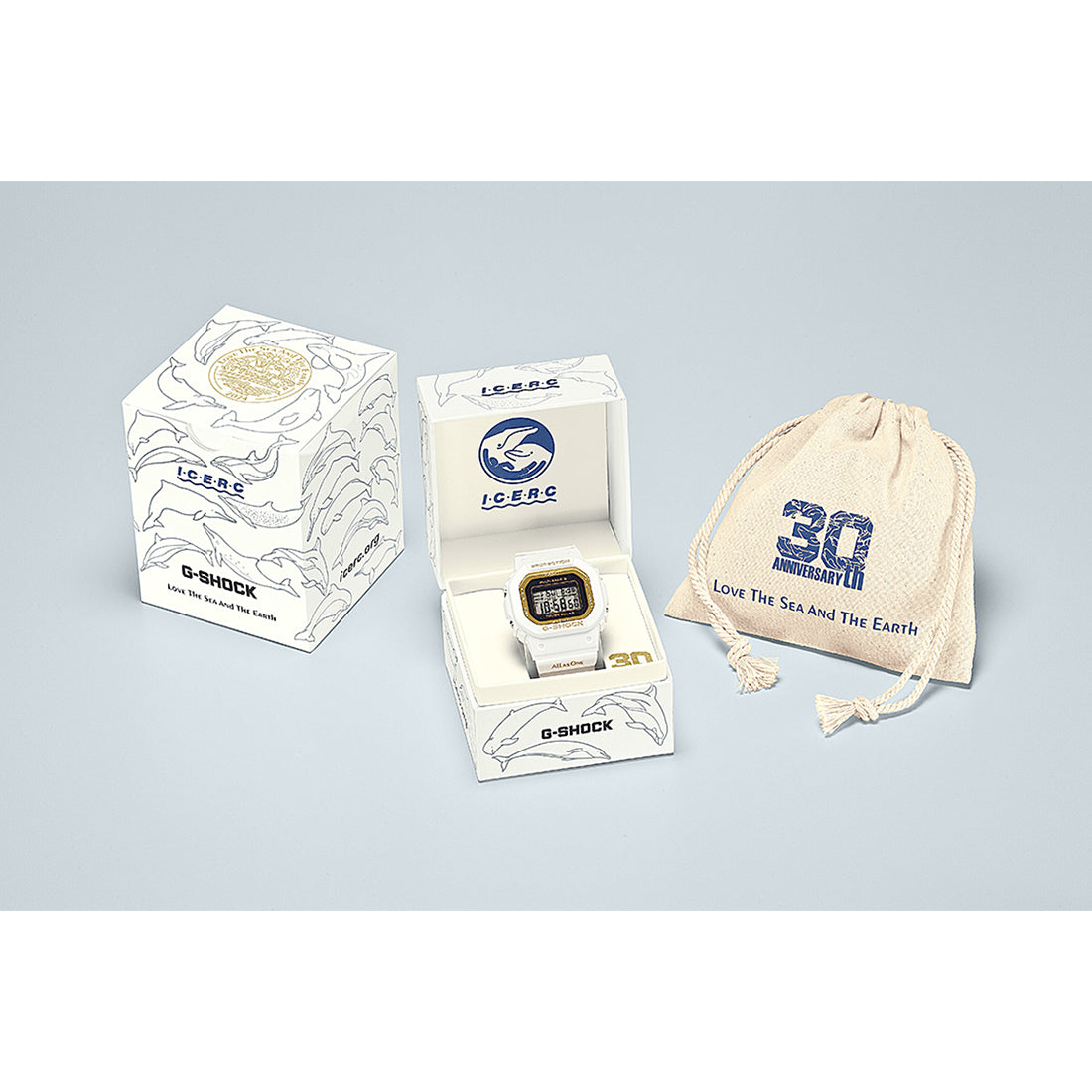 Love The Sea And The Earth