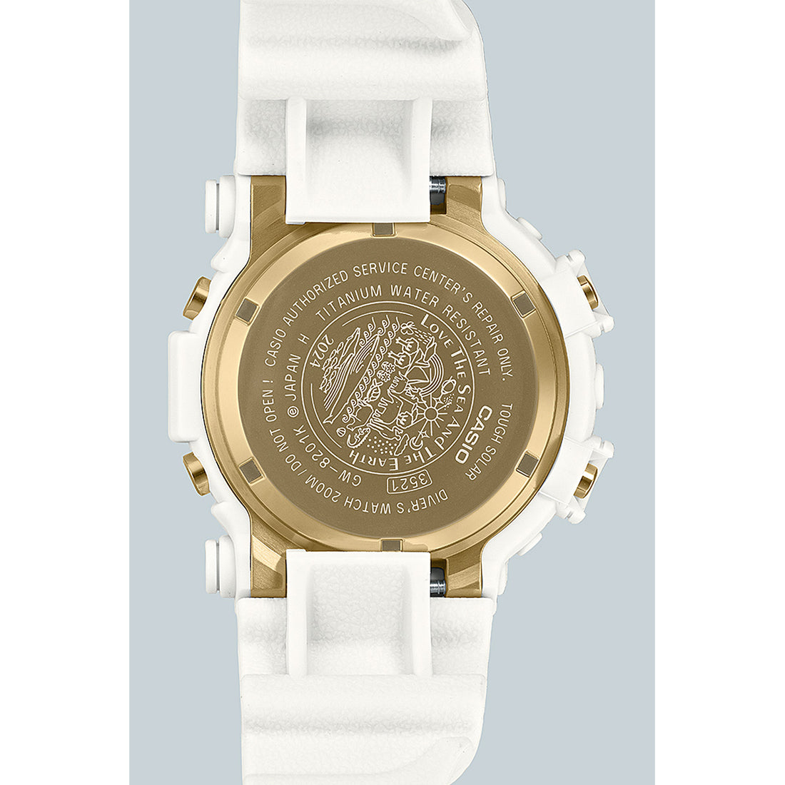 Love The Sea And The Earth