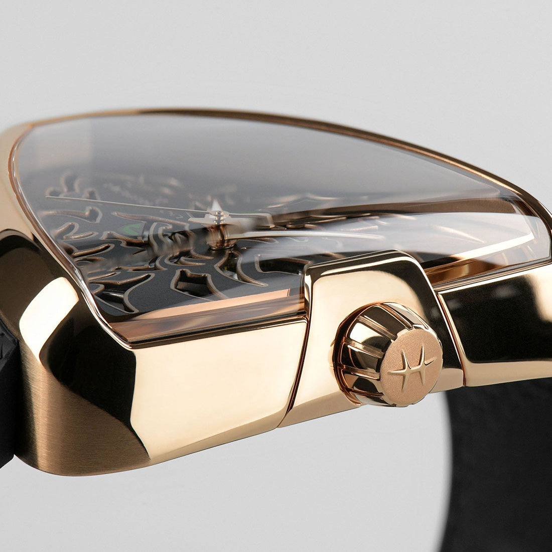 ベンチュラ ドラゴン ELVIS80 SKELETON AUTO