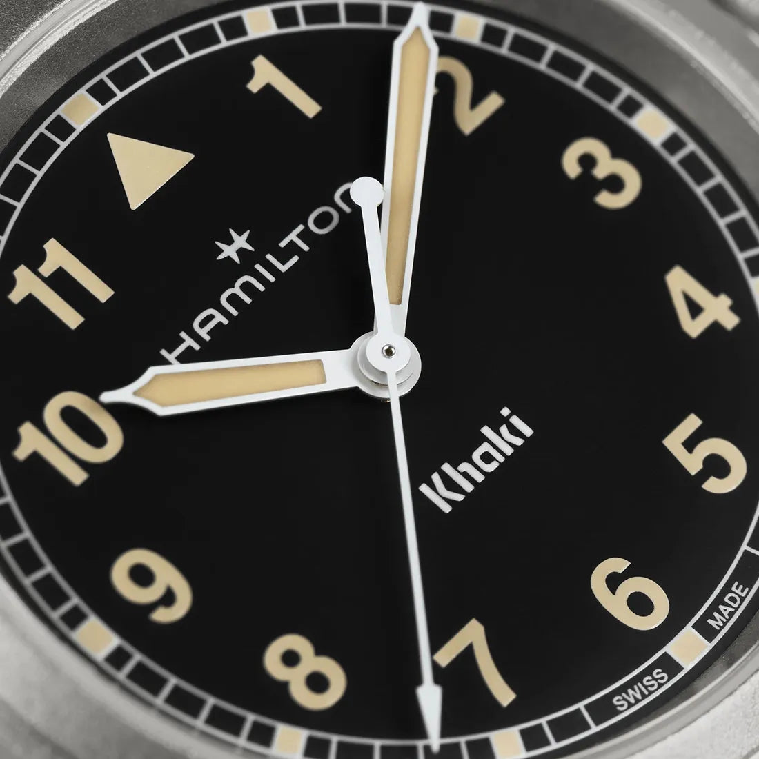 カーキフィールド クォーツ 33mm