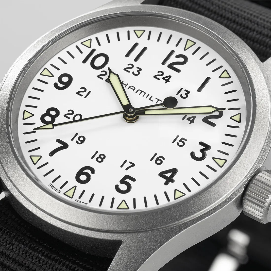 カーキ フィールド メカ 38mm