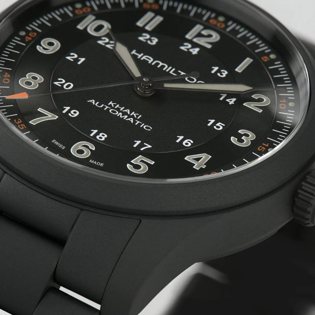 カーキ フィールド チタニウム オート 38mm
