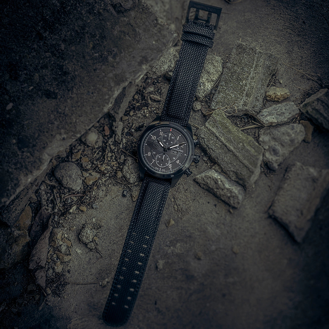 《完売》カーキ フィールド オートクロノ バイオハザード レクイエム リミテッドエディション