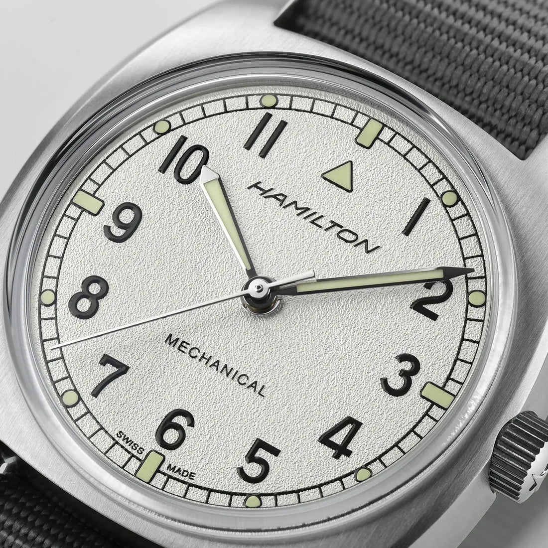 カーキ アビエーション パイロット パイオニア メカ 36mm