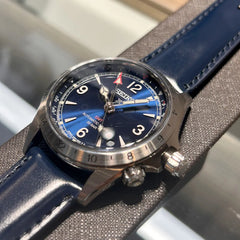 アルピニスト メカニカル GMT