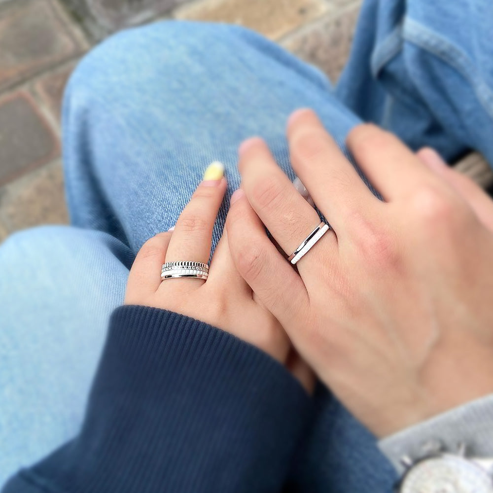 キャトル ダブルホワイト ダイヤモンド リング スモール