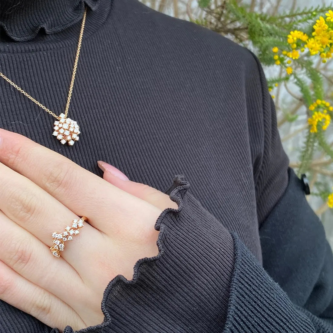 美品 ダミアーニ ミモザ リング K18WG/パヴェダイヤ サイズ約49 ミモザ 美品 ダミアーニ ミモザ リング K18WG/パヴェダイヤ サイズ約49 ミモザ