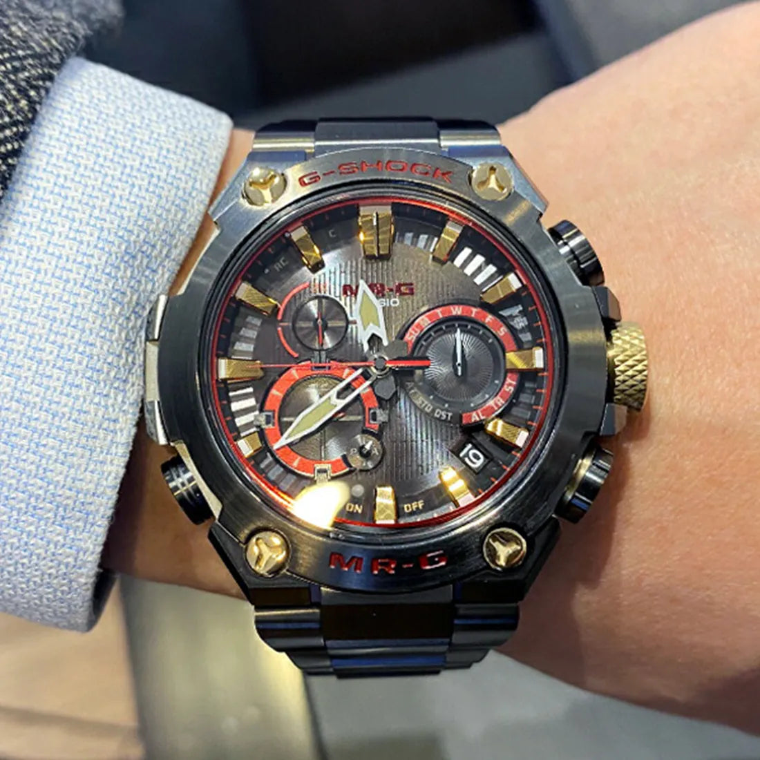 MRG-B2000B-1A4JR MR-G MRG-B2000シリーズ「赤備え」|ジーショック MRG-B2000B-1A4JR MR-G MRG-B2000シリーズ「赤備え」|ジーショック