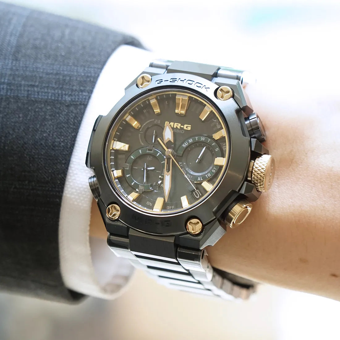 MR-G MRG-B2000シリーズ 鐵色 (くろがねいろ)