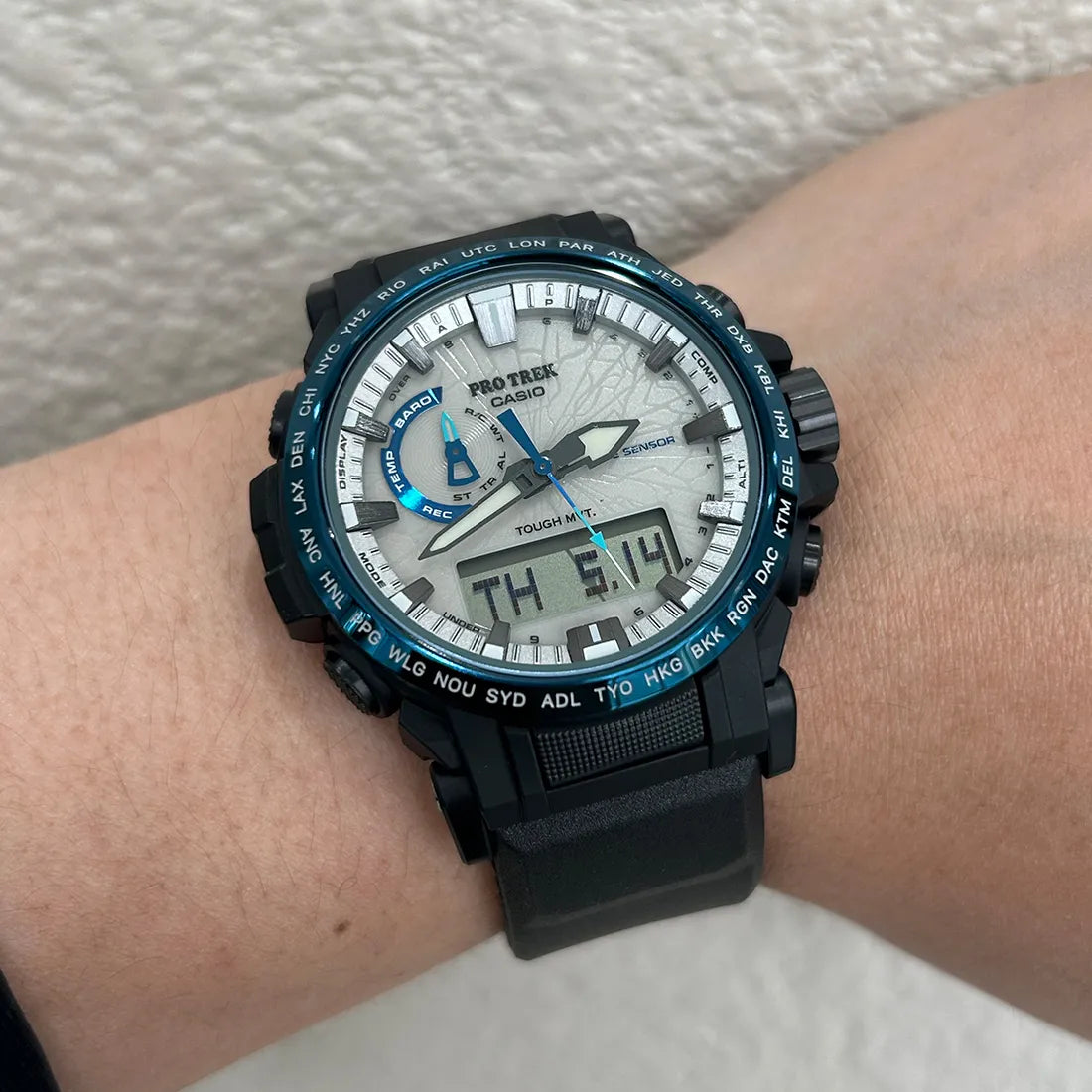 八幡平ドラゴンアイ PRW-61D-2JF Climber Line｜プロトレック