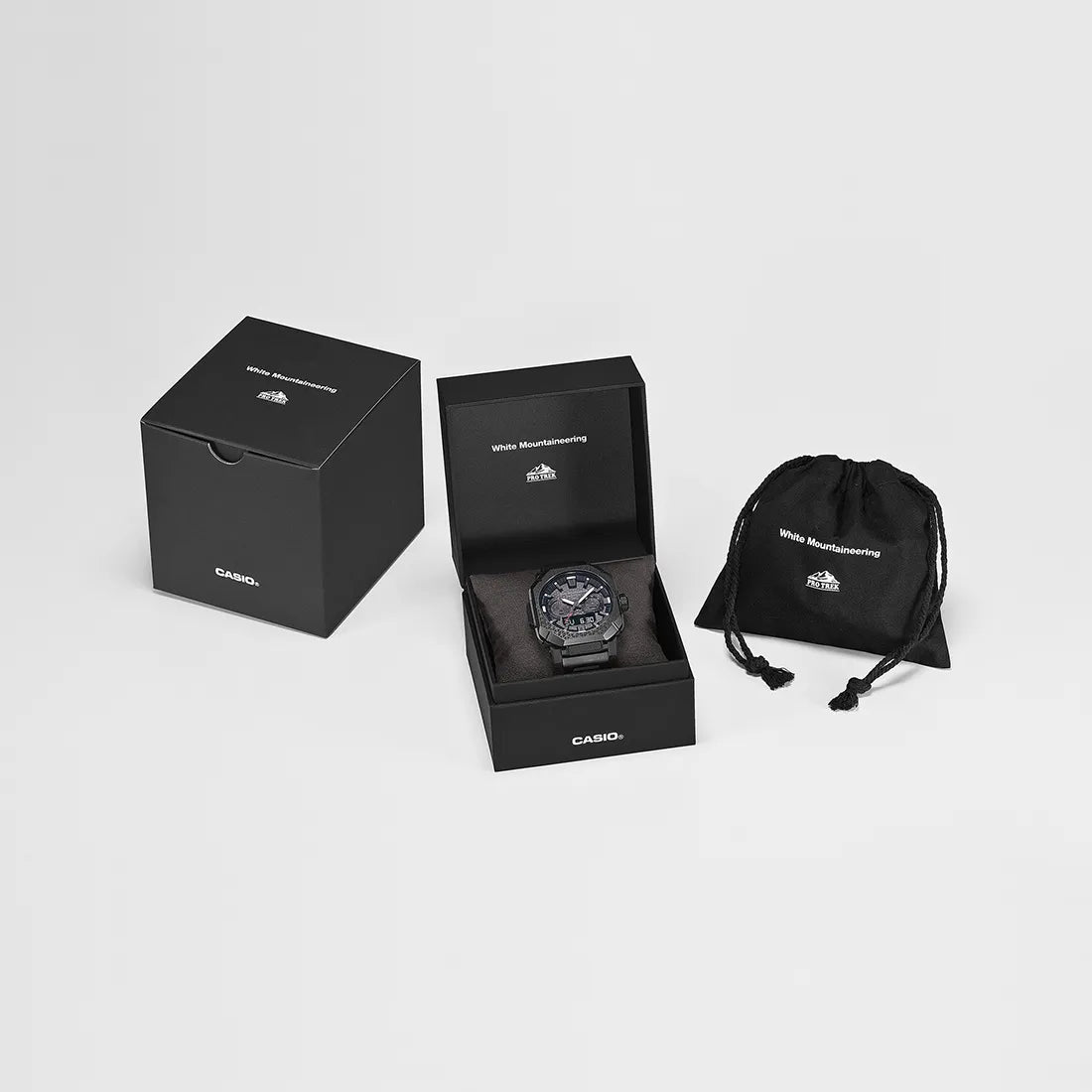 White Mountaineering® コラボレーションモデル