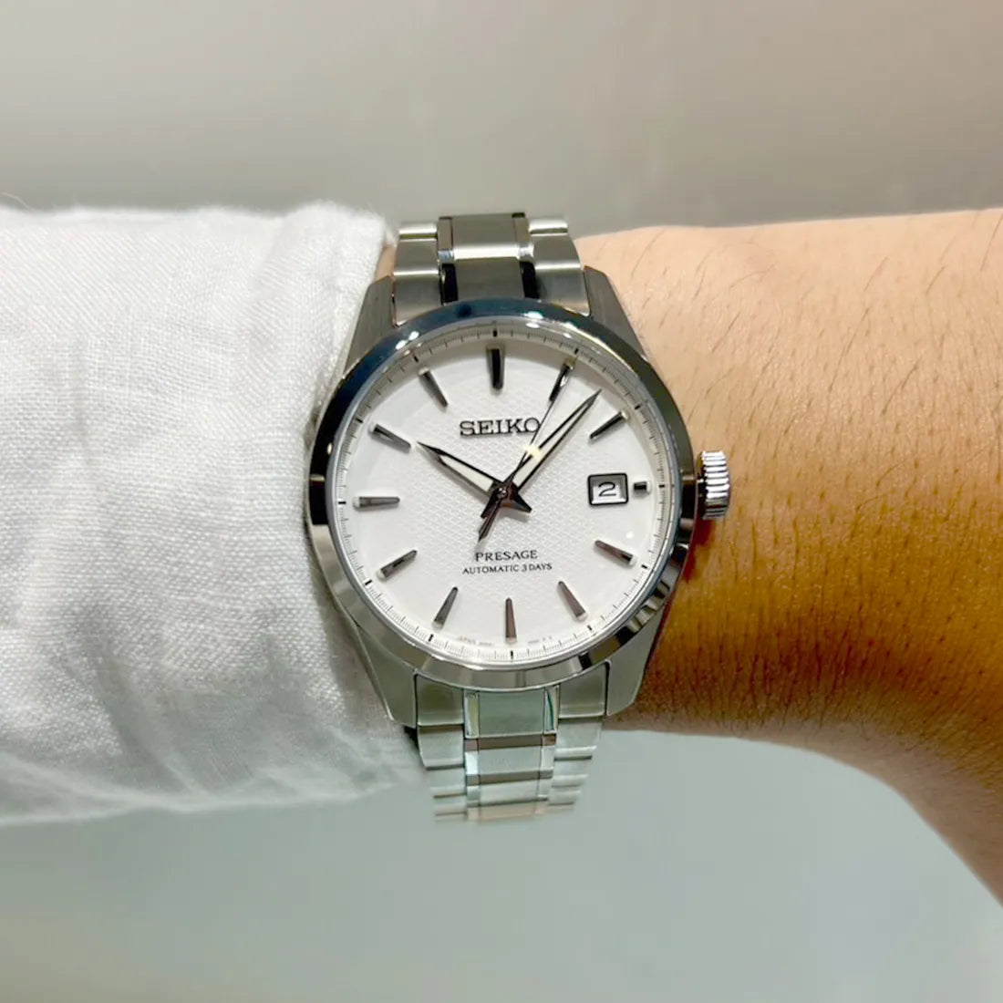 ZERO HALLIBURTON Limited Edition Quantity limited model SARX093