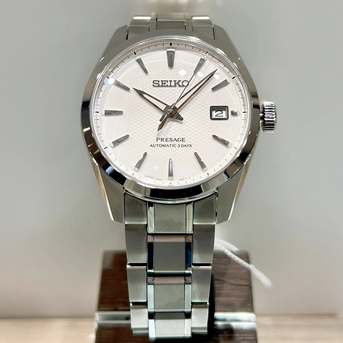 ZERO HALLIBURTON Limited Edition Quantity limited model SARX093