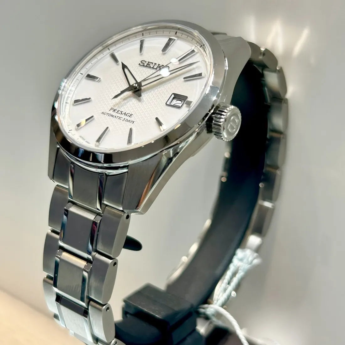 ZERO HALLIBURTON Limited Edition Quantity limited model SARX093