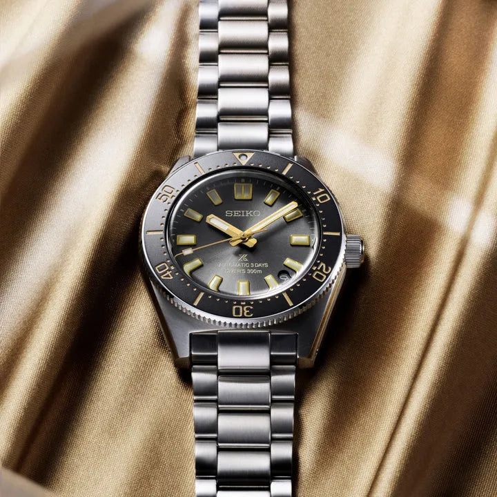 ダイバースキューバ〈SEIKOブランド100周年記念〉メカニカルダイバーズ 1965 ヘリテージ スペシャルエディション ※ノベルティプレゼント