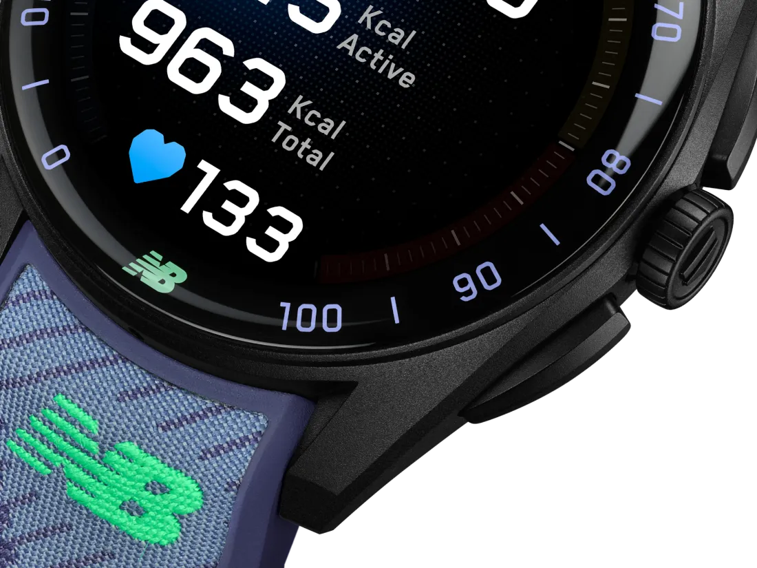 TAG Heuer Connected  Calibre E5 40mm × New Balance Edition (2025年モデル)