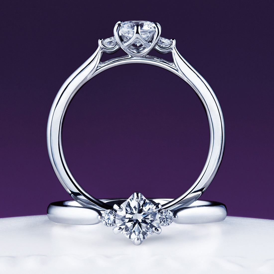 [Engagement Ring] White Bell