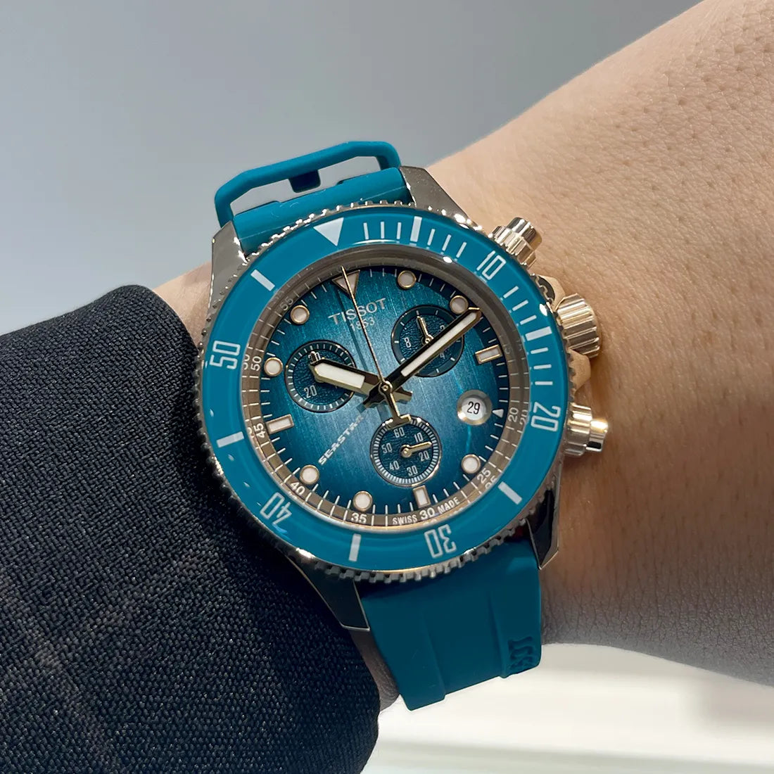 TISSOT シースター 1000 クォーツ クロノグラフ 38mm T120.217.37