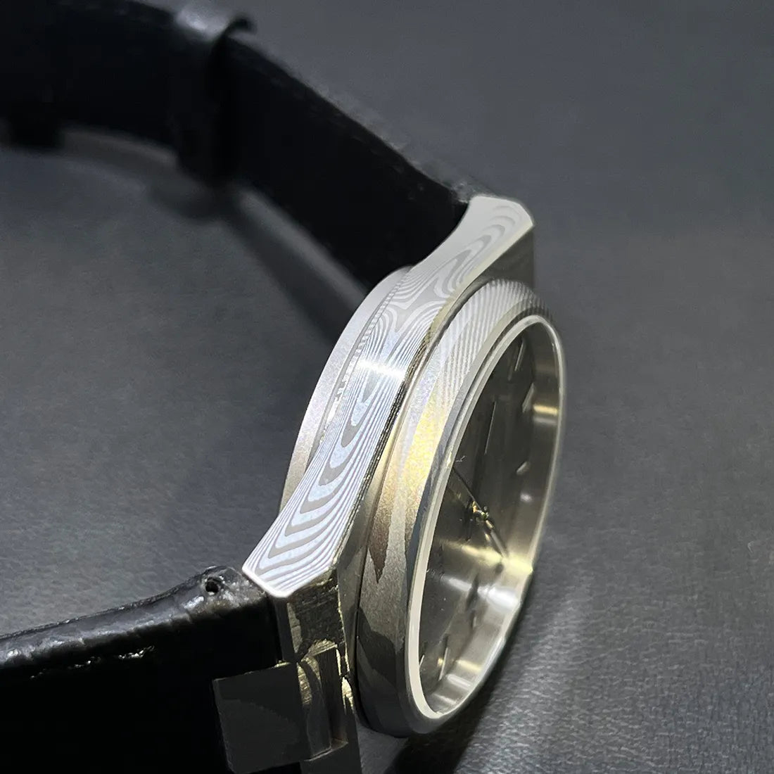 TISSOT PRX ダマスカス スティール 38mm