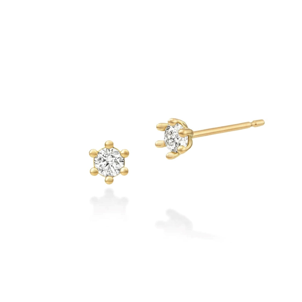 エンブレイス ダイヤモンド ピアス