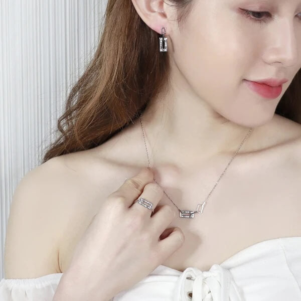 ネックレス シティ ライト