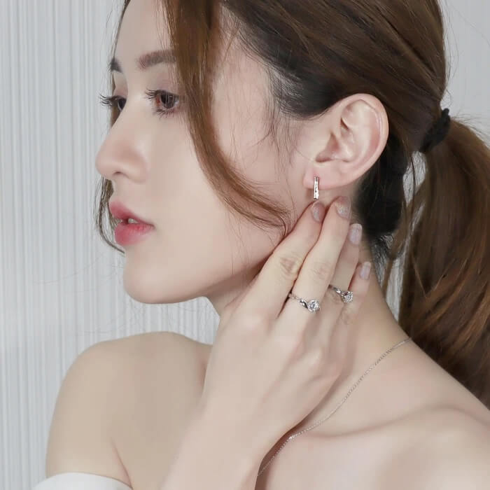 ピアス ピナクル