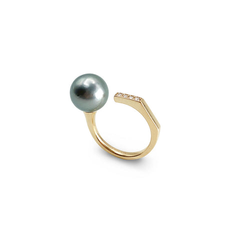 Manhattan Tahitian pearl diamond ring