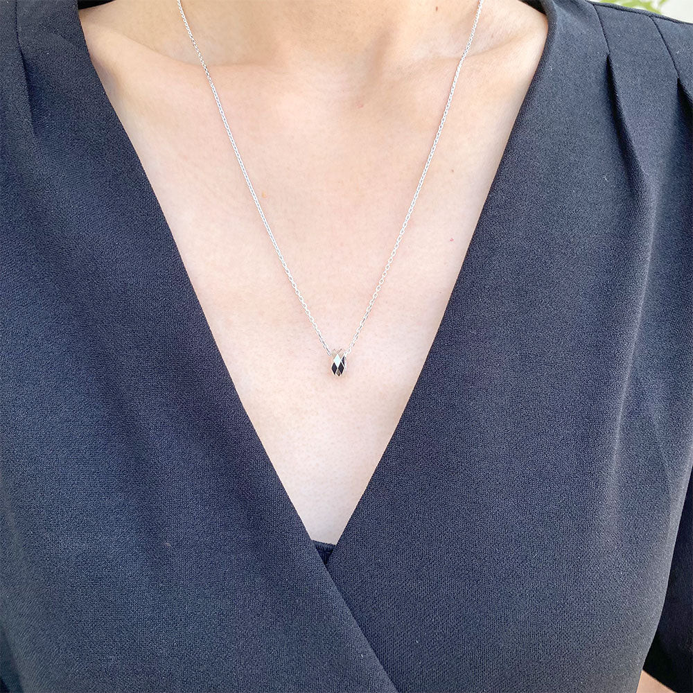 ファセット ペンダント