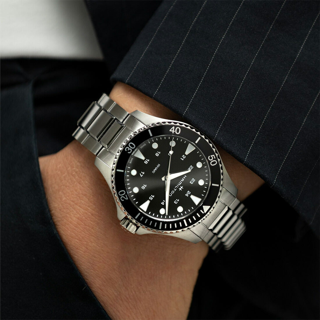 KHAKI NAVY カーキ ネイビー Quartz H82201131